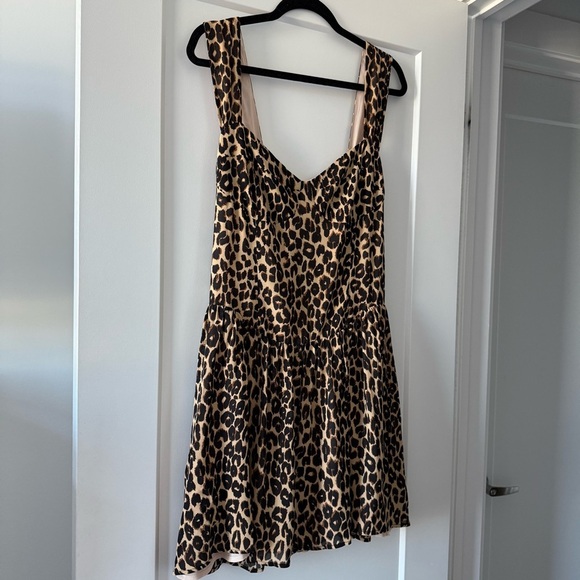Reformation animal print leopard Taiga mini dress - size 12 (XL) NWOT - Picture 5 of 10